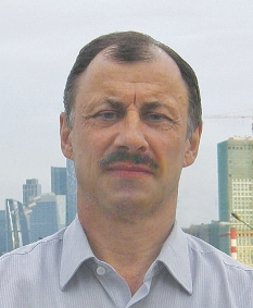 Анатолий Бобров